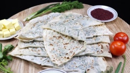 Turkish Cuisine. Traditional Turkish Gozleme. 스톡 동영상 비디오(100% 로열티 프리) 1023398188 | Shutterstock