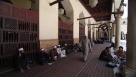 Students in the Courtyardal-azhar Universitycairo, 스톡 동영상 비디오(100% 로열티 프리) 1023899326 | Shutterstock