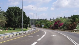 Deserted Highway in Israel On 스톡 동영상 비디오(100% 로열티 프리) 1024110890 | Shutterstock