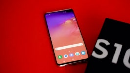 2019-03-15: Riga, Latvia: Samsung Galaxy 스톡 동영상 비디오(100% 로열티 프리) 1025728721 | Shutterstock