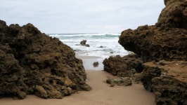 An Australian Coastal Beach with 스톡 동영상 비디오(100% 로열티 프리) 1028508461 | Shutterstock