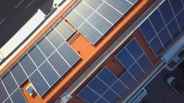 Solar Power Panels On Top 스톡 동영상 비디오(100% 로열티 프리) 1029909500 | Shutterstock