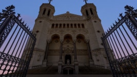 Lyon 01062019: City Basilica Notre 스톡 동영상 비디오(100% 로열티 프리) 1030712771 | Shutterstock