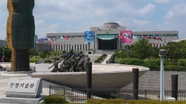 seoul korea - june 17th 2019 스톡 동영상 비디오(100% 로열티 프리) 1031633210 | Shutterstock