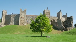 Framlingham, England - June 2019. 스톡 동영상 비디오(100% 로열티 프리) 1032088274 | Shutterstock