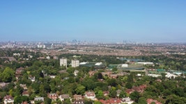 Wimbledon, Uk - 2019: Rising 스톡 동영상 비디오(100% 로열티 프리) 1032391595 | Shutterstock
