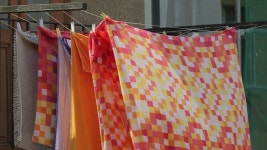 Laundry Hanging Outside to Dry 스톡 동영상 비디오(100% 로열티 프리) 1033680827 | Shutterstock