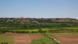 Diyarbakir Hevsel Gardens and Sur 스톡 동영상 비디오(100% 로열티 프리) 1034283038 | Shutterstock