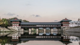 Woljeonggyo Bridge at Dusk in 스톡 동영상 비디오(100% 로열티 프리) 1041172294 | Shutterstock