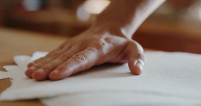Macro of an Artisan Paper 스톡 동영상 비디오(100% 로열티 프리) 1044593701 | Shutterstock