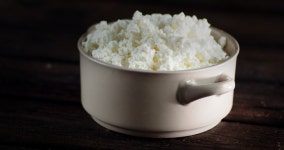 Bowl with Fresh Cottage Cheese 스톡 동영상 비디오(100% 로열티 프리) 1053230414 | Shutterstock