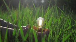 Idea Solar Energy in Nature, 스톡 동영상 비디오(100% 로열티 프리) 1054035068 | Shutterstock
