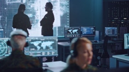 Shifting Focus Between Military Surveillance 스톡 동영상 비디오(100% 로열티 프리) 1056907871 | Shutterstock