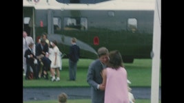 1960s: John F Kennedy Kisses 스톡 동영상 비디오(100% 로열티 프리) 1057585027 | Shutterstock