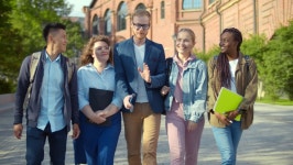 Multiethnic Students Walking at Campus 스톡 동영상 비디오(100% 로열티 프리) 1060787977 | Shutterstock