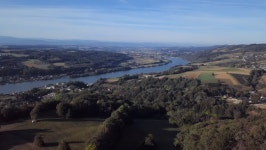 Aerial Panorama of Wachau Valley 스톡 동영상 비디오(100% 로열티 프리) 1065456025 | Shutterstock