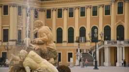 01 June 2019 Vienna, Austria: 스톡 동영상 비디오(100% 로열티 프리) 1065654943 | Shutterstock
