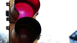 Traffic Light Signalling Red, Buenos 스톡 동영상 비디오(100% 로열티 프리) 1066440196 | Shutterstock