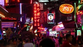 Bangkok, Thailand,13 July 2019: Vivid 스톡 동영상 비디오(100% 로열티 프리) 1072211120 | Shutterstock