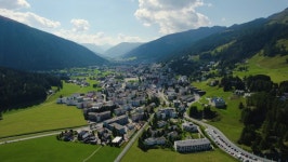 1,576 House on the mountain switzerland 스톡 비디오 동영상 - 4K/HD 비디오 클립 | Shutterstock