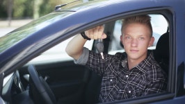 New Car: Young Handsome Man 스톡 동영상 비디오(100% 로열티 프리) 11960996 | Shutterstock