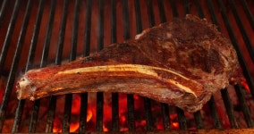 Prime Rib On the Grill 스톡 동영상 비디오(100% 로열티 프리) 14636128 | Shutterstock