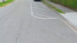 Cars Parked On the Street 스톡 동영상 비디오(100% 로열티 프리) 14906005 | Shutterstock