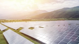 Environment Conservation Solar Panel Farm 스톡 동영상 비디오(100% 로열티 프리) 17215762 | Shutterstock