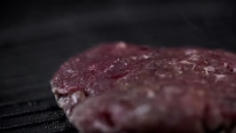 Meatball Being Fried in a 스톡 동영상 비디오(100% 로열티 프리) 17440357 | Shutterstock