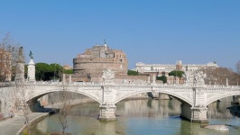 Bridge Vittorio Emanuele Ii Tiber, 스톡 동영상 비디오(100% 로열티 프리) 21351394 | Shutterstock