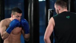 Boxer Training Uppercut Punches in 스톡 동영상 비디오(100% 로열티 프리) 22213627 | Shutterstock