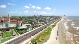 Flying Down Galveston Texas Beach 스톡 동영상 비디오(100% 로열티 프리) 23891011 | Shutterstock