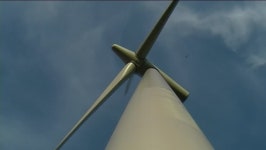 A Large Wind Turbine Seen 스톡 동영상 비디오(100% 로열티 프리) 244261 | Shutterstock
