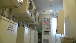 Hotel Laundry in Japan April 스톡 동영상 비디오(100% 로열티 프리) 2477615 | Shutterstock