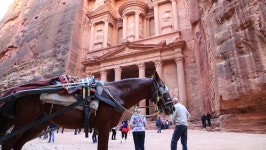 Jordan, Petra, December 5, 2016: 스톡 동영상 비디오(100% 로열티 프리) 26298875 | Shutterstock