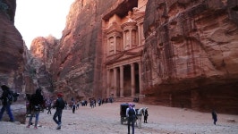 Jordan, Petra, December 5, 2016: 스톡 동영상 비디오(100% 로열티 프리) 26298929 | Shutterstock