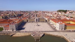 Comercio Square and Rua Augusta 스톡 동영상 비디오(100% 로열티 프리) 31583641 | Shutterstock
