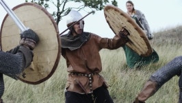 Viking Protects His Woman 스톡 동영상 비디오(100% 로열티 프리) 32014738 | Shutterstock