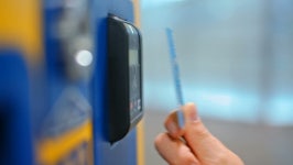 Ticket Vending Machine 스톡 비디오 동영상 - 4K/HD 비디오 클립 | Shutterstock