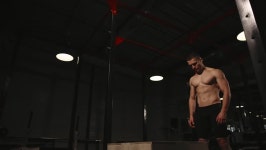 Muscular Man Without a Shirt 스톡 동영상 비디오(100% 로열티 프리) 33574771 | Shutterstock