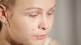 Young Woman is Putting Cosmetic 스톡 동영상 비디오(100% 로열티 프리) 3359897 | Shutterstock
