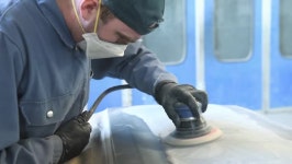 Auto Repairman Grinding Autobody Bonnet 스톡 동영상 비디오(100% 로열티 프리) 35046604 | Shutterstock