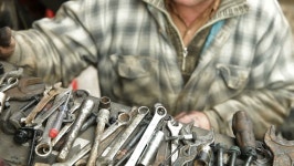 Auto Mechanic or Driver Repairing 스톡 동영상 비디오(100% 로열티 프리) 3652439 | Shutterstock