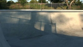 Day at the Skate Park 스톡 동영상 비디오(100% 로열티 프리) 7040 | Shutterstock
