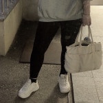 평소 66-77입는데 블랙은 6품절이라 고민하다가 9부 4사이즈, 우드카키는 8.2부 6사이즈 REVIEW - 안다르 평소 66-77입는데 블랙은... 