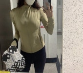 생각했던대로 너무 이뻐요. 재질도 쫀쫀탄탄하니 너무 맘에 듭니다!!... 세로로 절개선이 REVIEW - 안다르 생각했던대로 너무 이뻐요. 재질도... 