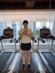 166/52인데 s는 좀 작아서 m으로 샀어요 ㅎㅎ 어깨가 넓은데 안끼고... 허리쪽은 큰편입니다~ REVIEW - 안다르 166/52인데 s는 좀 작아서 m으로... 