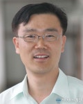대전 동구, 베스트 친절공무원에 윤정근씨