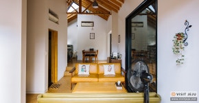 Enjoy <Accommodations with open-air bath in Jeju> that feel like visiting Lee Hyori’s Bed and Breakfast