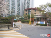 [부동산114] [아파트] 두산위브 104동 매매 희망가격 64,000만원